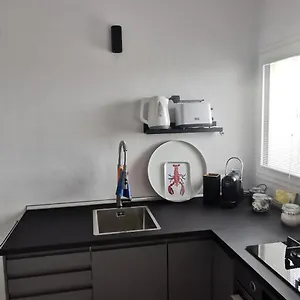 Idda, Vista Mozzafiato E Mare Dentro Casa Cefalù